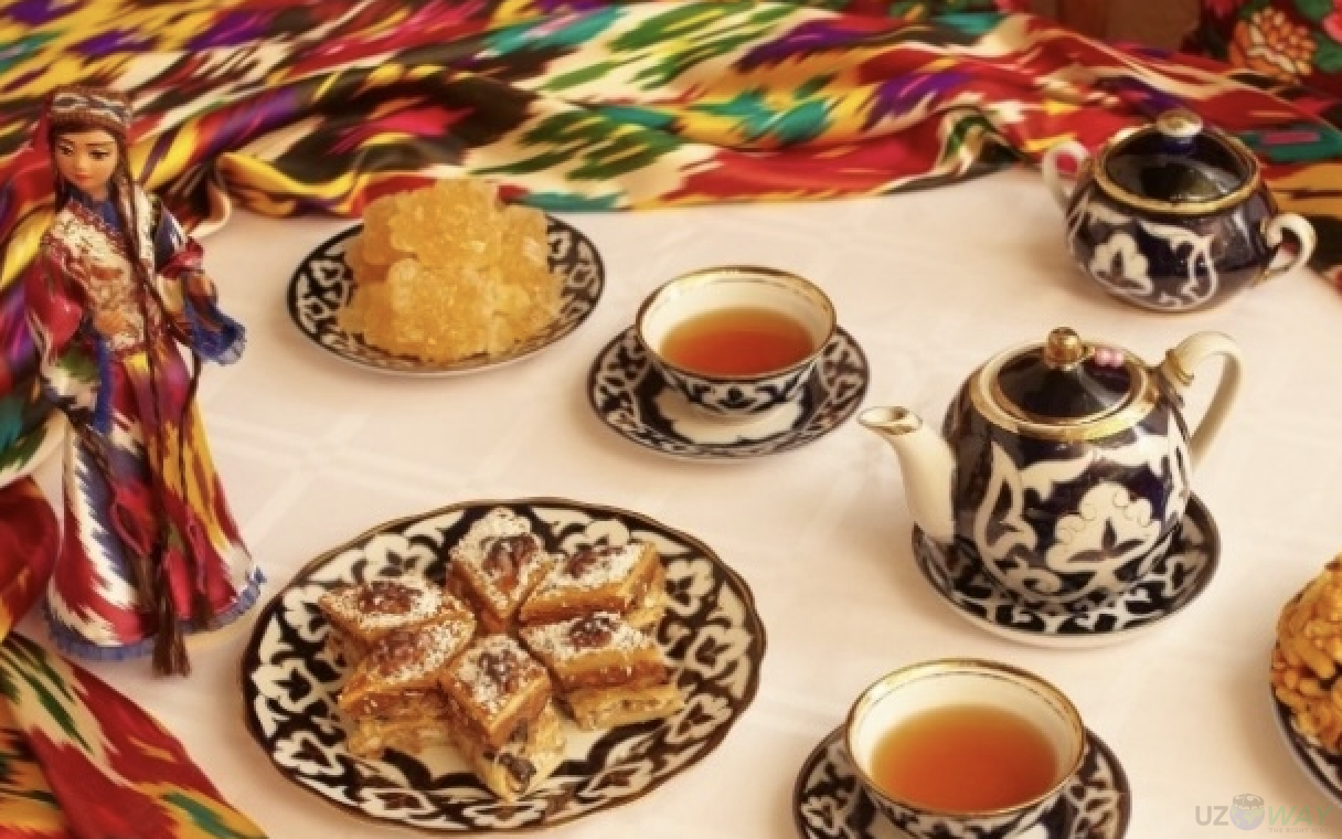 Uzbek Black Tea with sweets